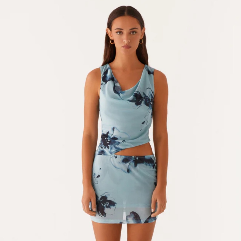 Peppermayo Exclusive - Nicola Mini Dress - Blue Black Floral, NWT size 4 - Picture 5 of 8
